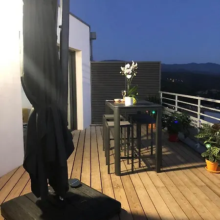 Apartamento Groupe Lao Hotellerie