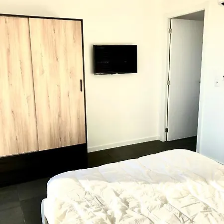 Apartamento Groupe Lao Hotellerie *